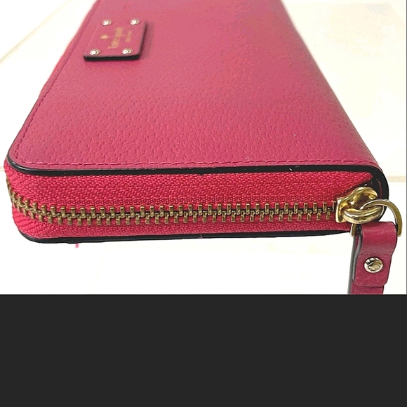 Like New! Kate Spade Wellesley Neda Zip Around Wallet hot pink pillbox red color - Picture 3 of 11